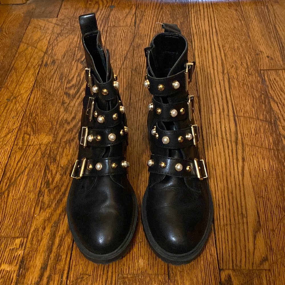 Steve Madden combat boots